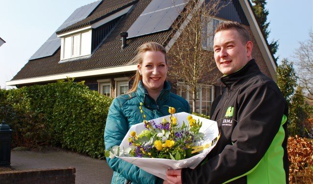 Honderdste zonnepanelen installatie