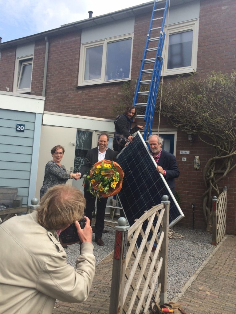 Zonnepanelen Woonstichting Gendt